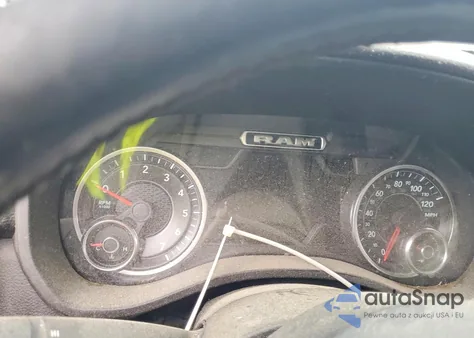 2019 Ram 1500 Big Horn/Lone Star z USA, uszkodzony, nr VIN 1C6SRFFT3KN696742